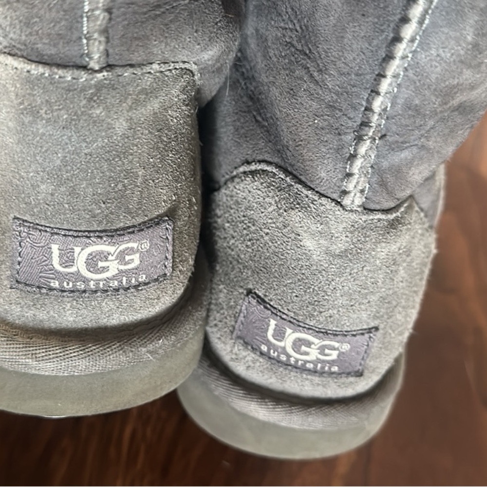 Long Ugg Boots - Picture 4 of 7